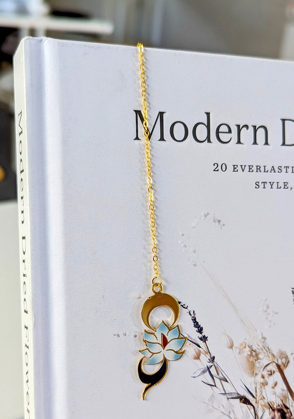 Dan Heng Imbibitor Lunae (Honkai Star Rail) Gold Plated Metal Bookmark