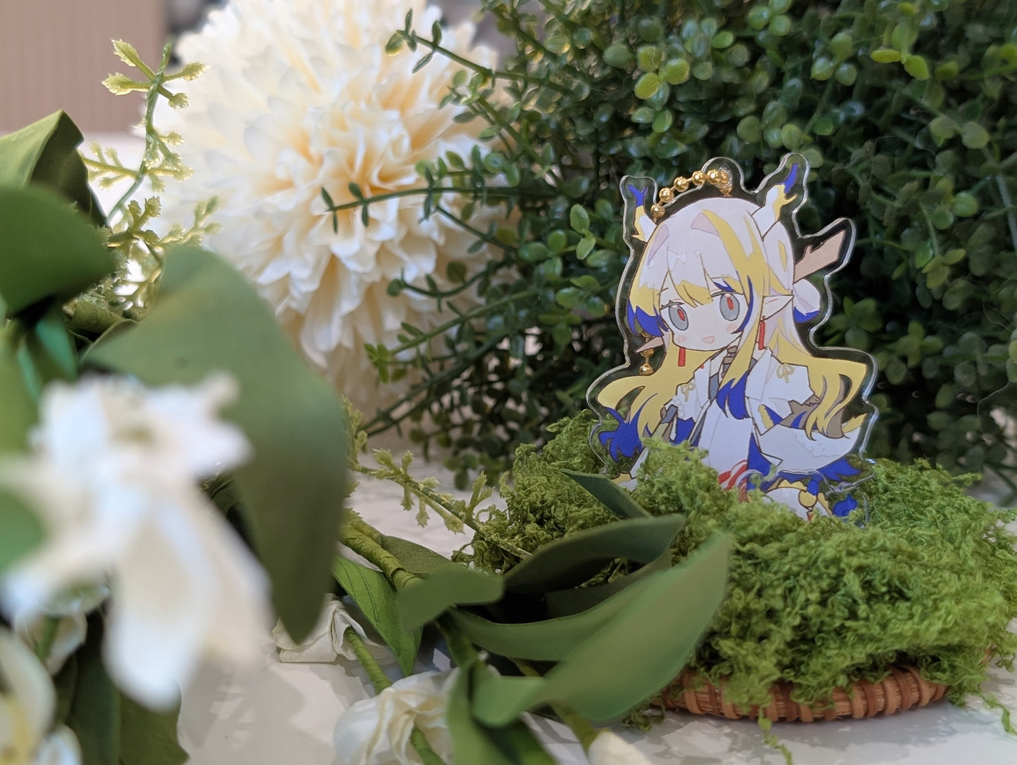 Sui Siblings (Arknights) Acrylic Standee Keychains with Mini Beans